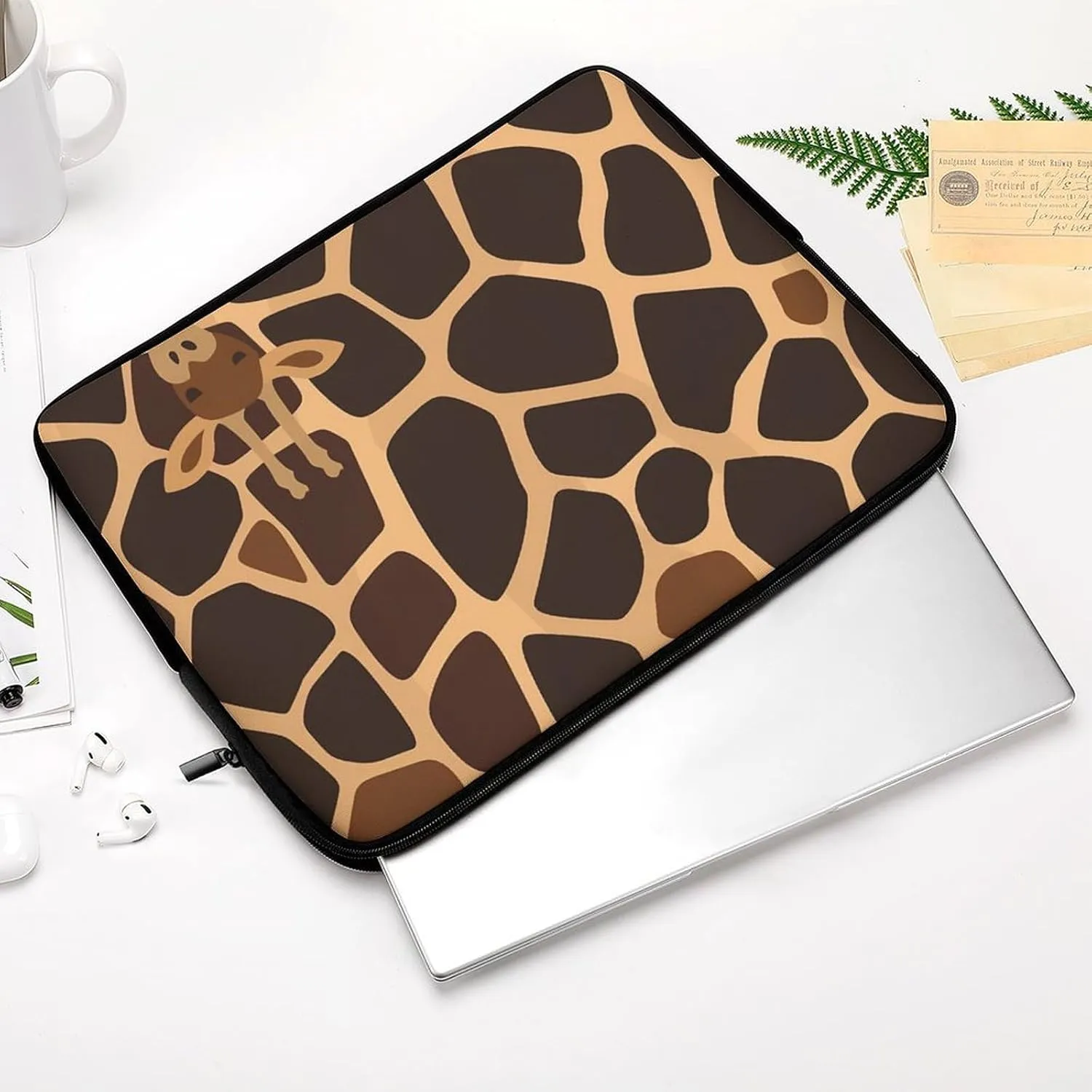 Giraffe Pattern Personalized Laptop Bag Business Casual Laptop Cases Slim Computer Bag Briefcase