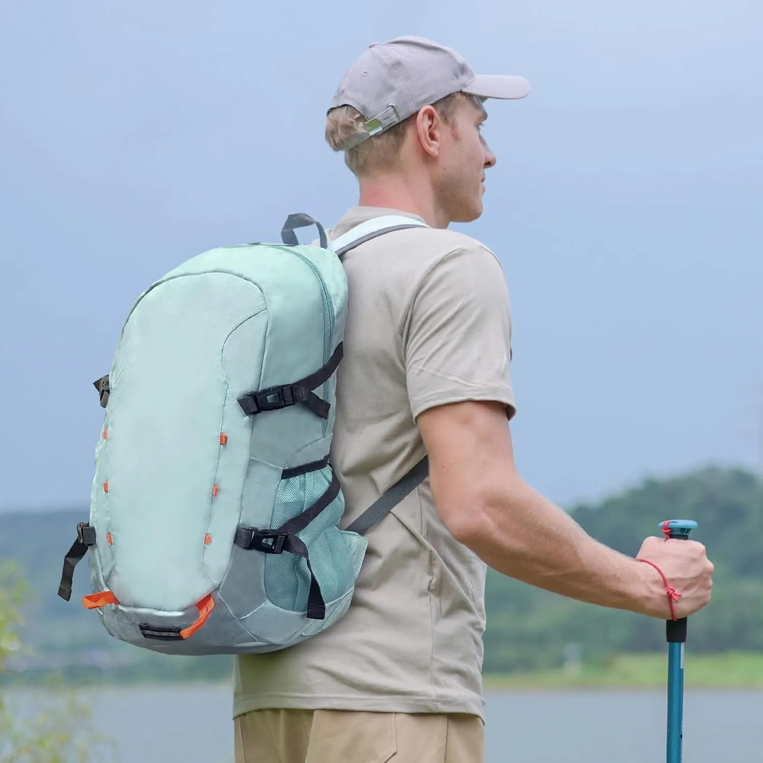 Hiking Backpack,40L Travel Backpacks for Men Women,Water Resistant Ultra Lightweight Foldable Packable Camping Daypack,Light Blue
