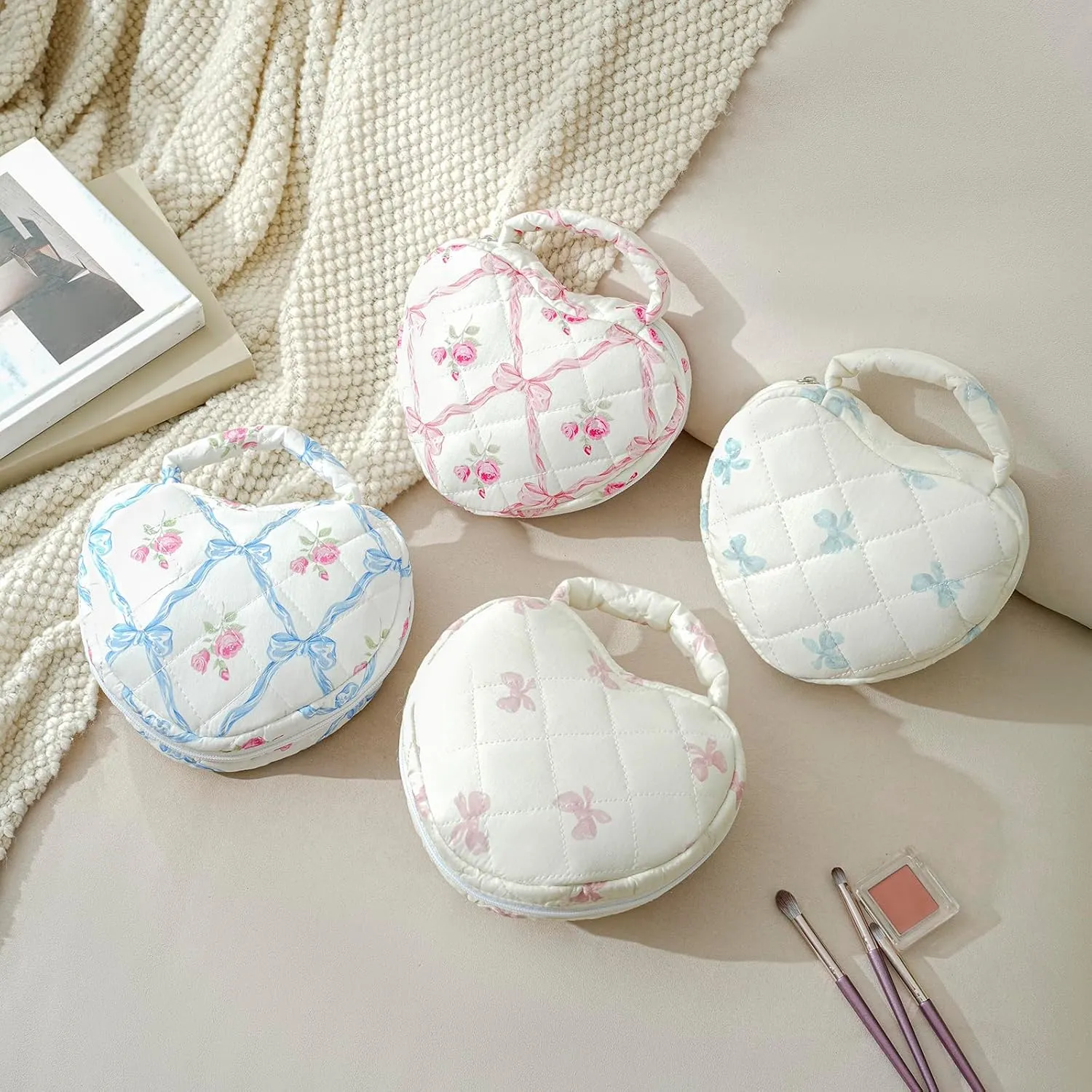 WHJM Cute Heart-shaped Handy Makeup Bag, Small Floral Makeup Pouch, Ideal for Daily Beauty Essentials for Women (Pink Bowknot Rose)